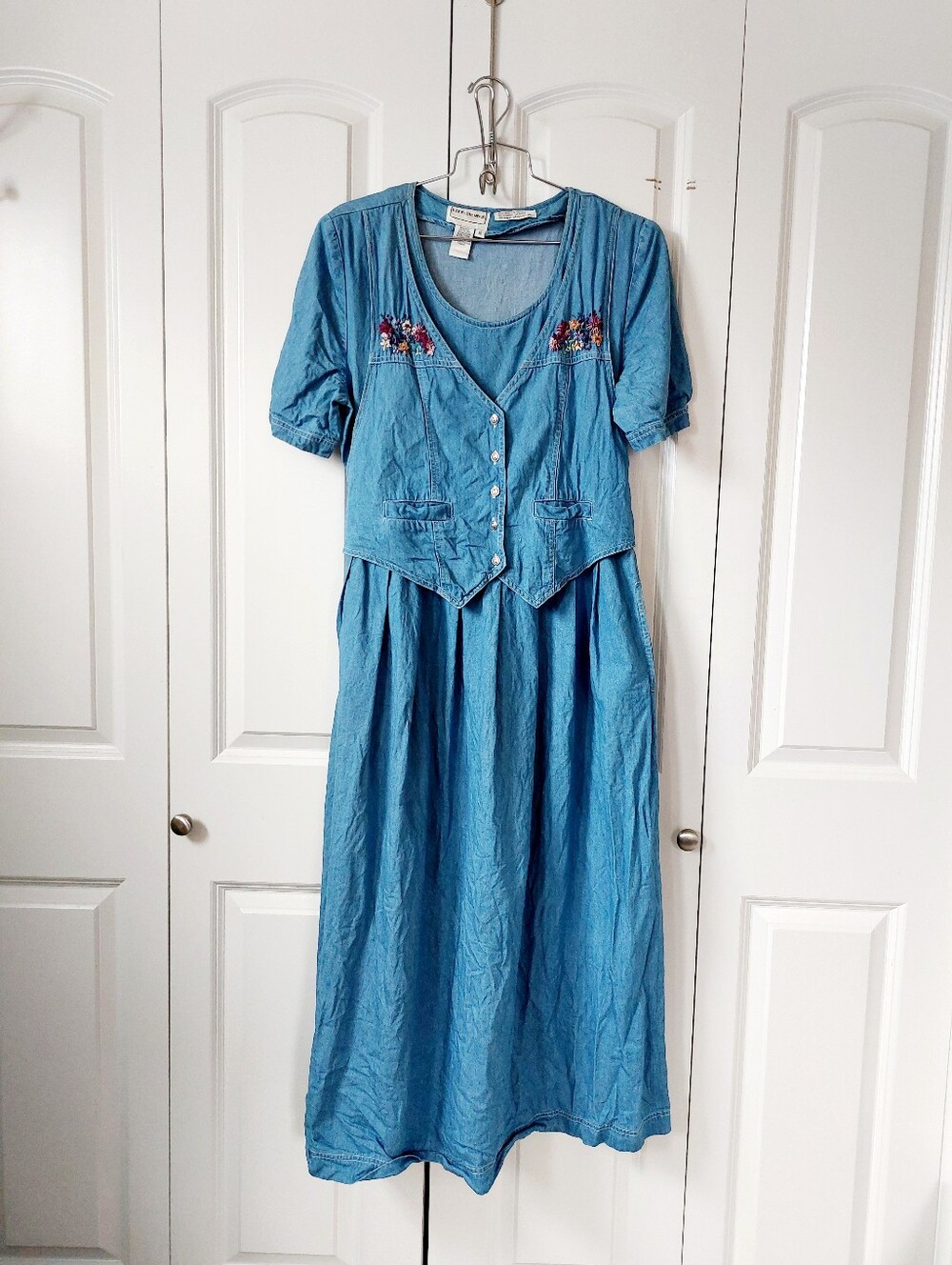 Indie Floral Embroidered Vest & Denim Dress 10 90s Cottagecore Granny